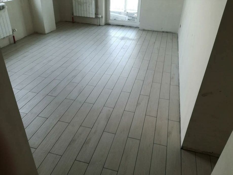 Укладка керамогранита на пол в Горелово 1