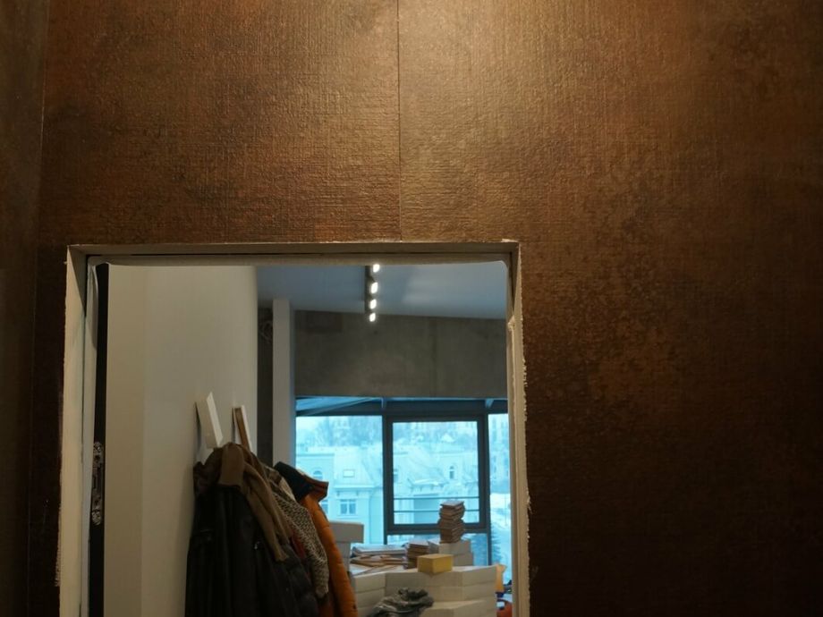 Укладка крупноформатного керамогранита в санузле на Суворовском пр.  4